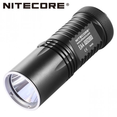 NITECORE EA41 LED 900LM LYKT