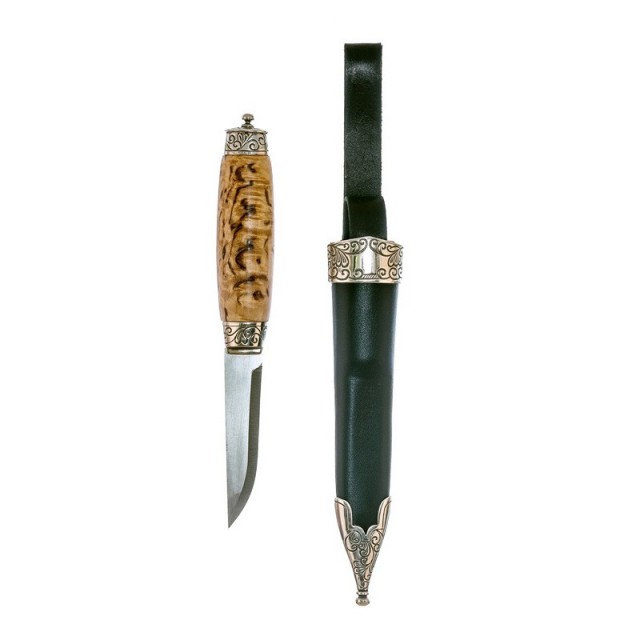 Flott bunadskniv med sølvbeslag på kniv og slire, fra Vossasylv. 17 cm.