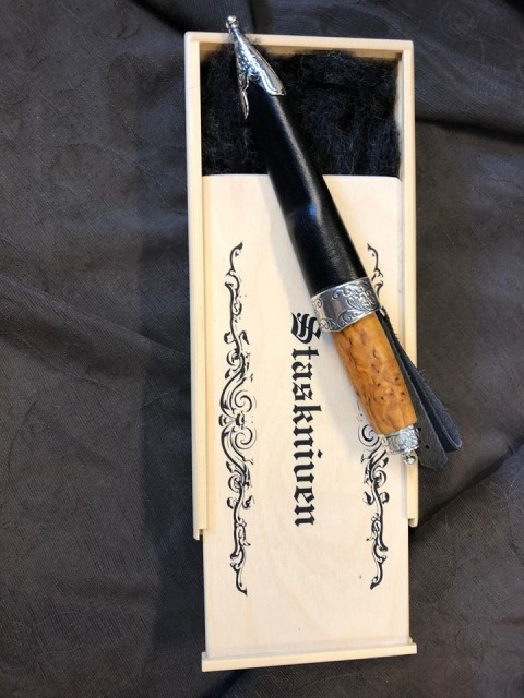 Staskniven bunadkniv herre